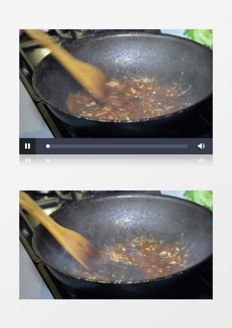 用木勺子炒酱实拍视频素材