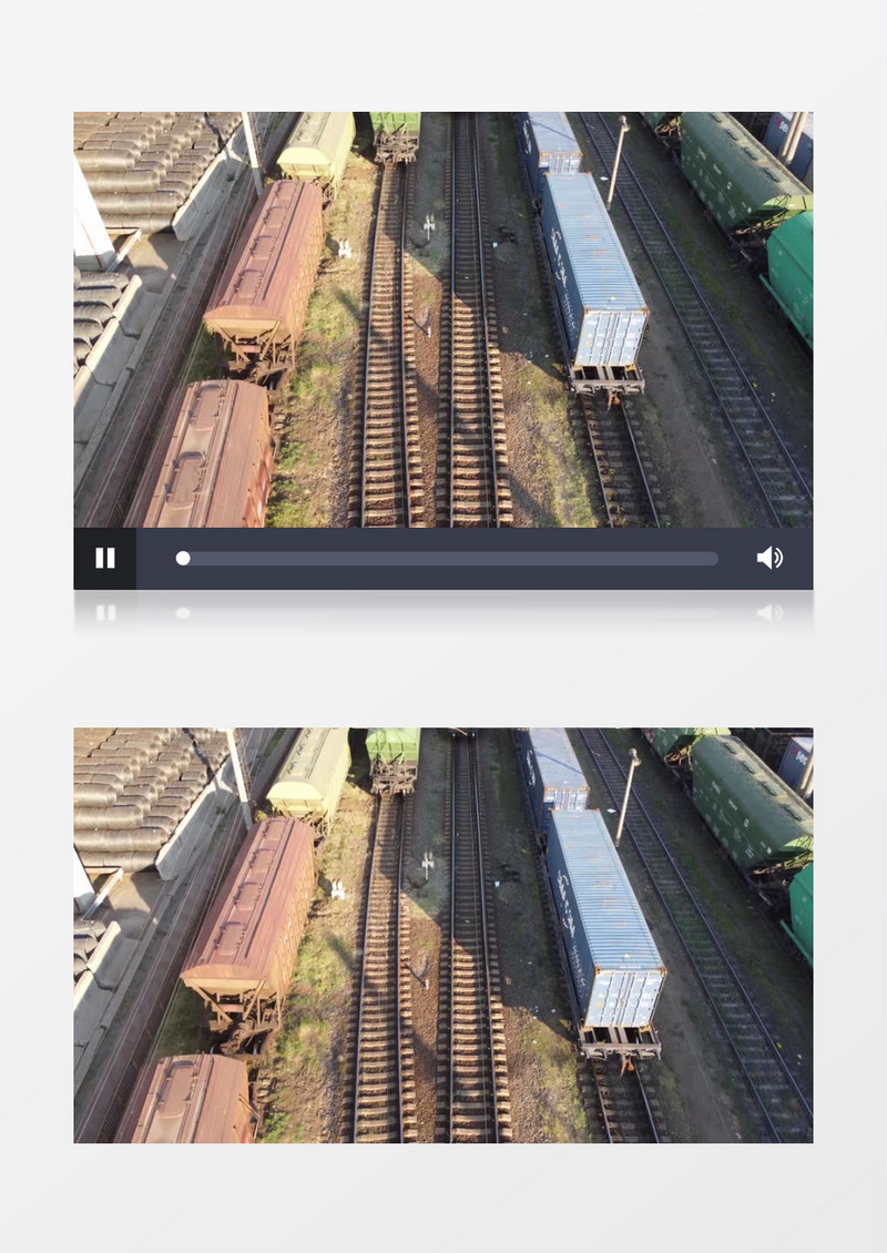停靠在货站的火车货箱实拍视频素材
