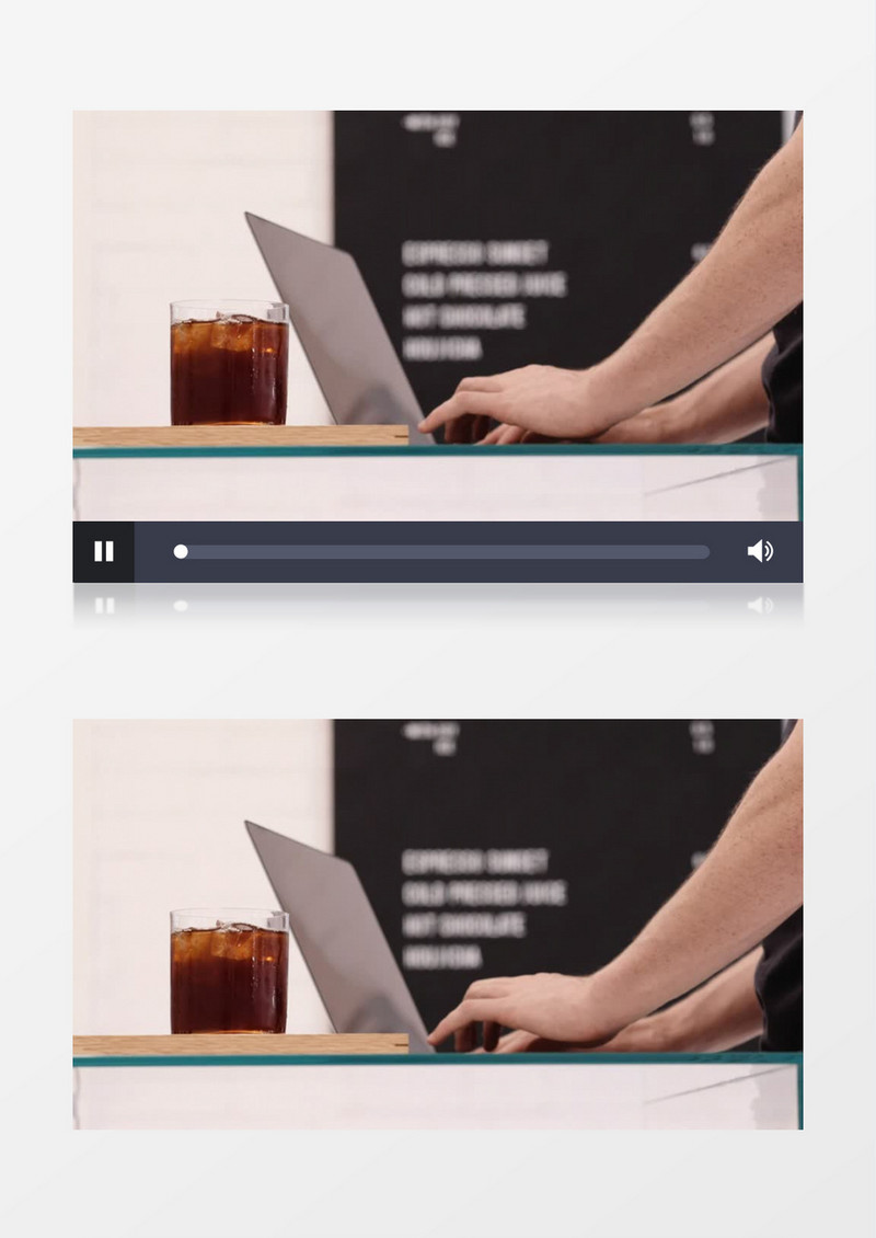 桌上有咖啡有人在旁边用笔记本电脑工作实拍视频素材