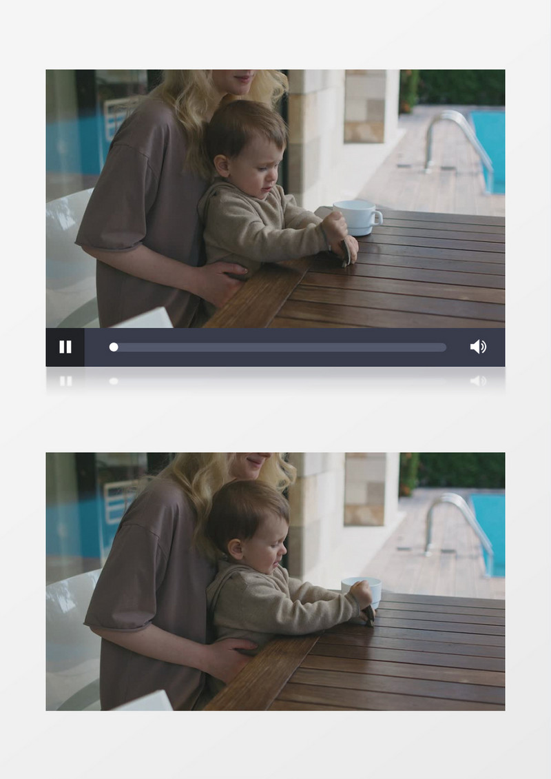 妈妈在陪宝宝在餐桌上玩游戏实拍视频素材
