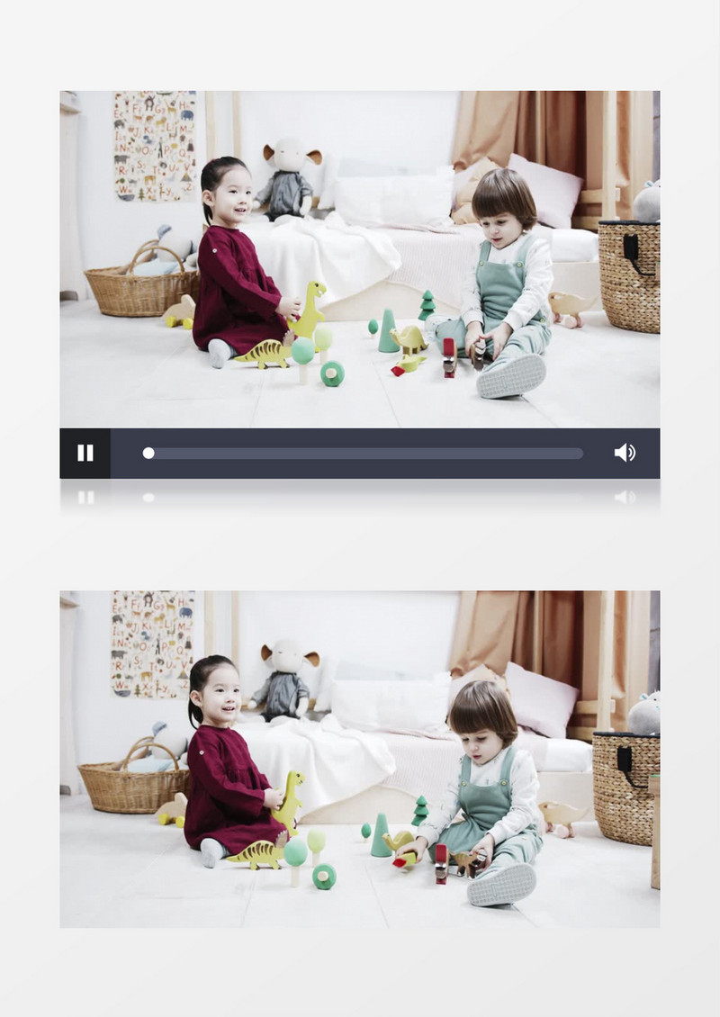两个小朋友在开心的玩玩具实拍视频素材