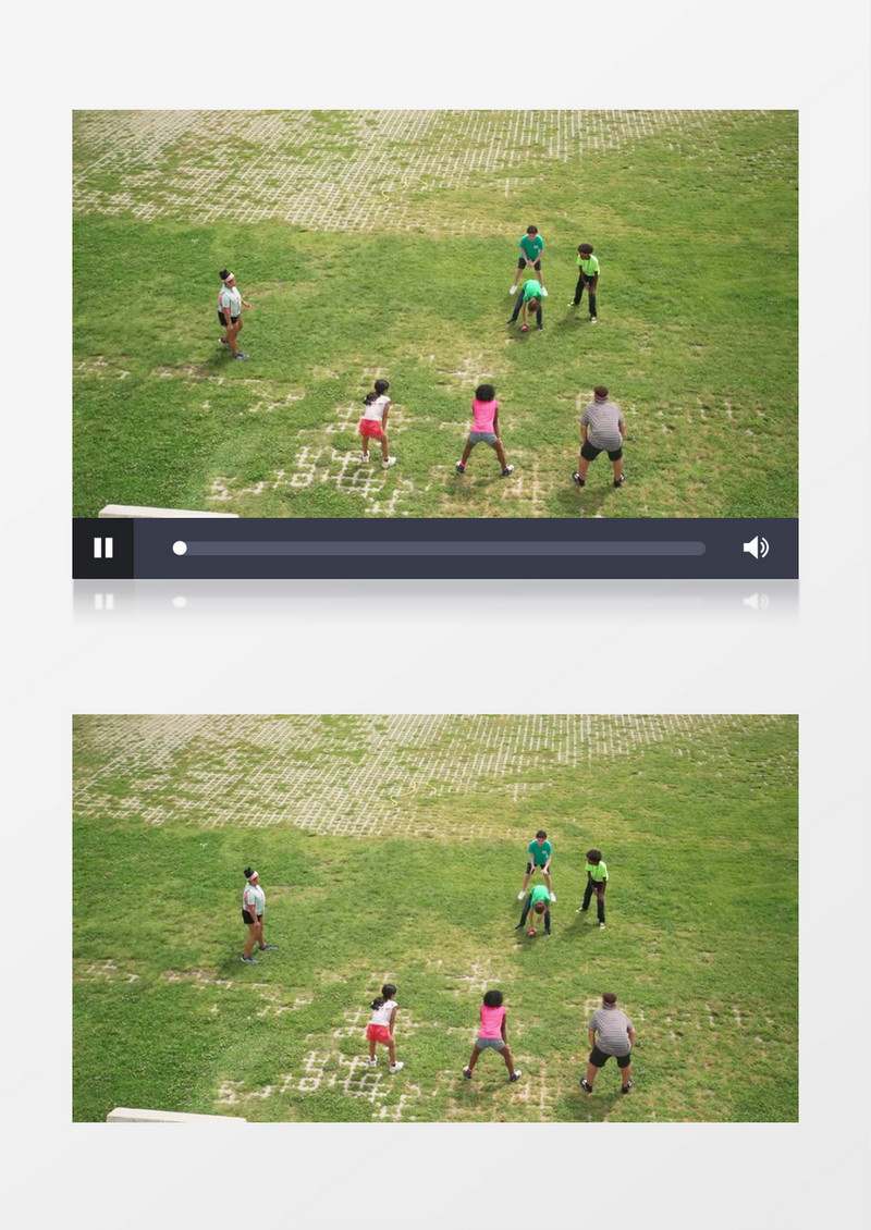 老师带着学生在操场打橄榄球实拍视频素材