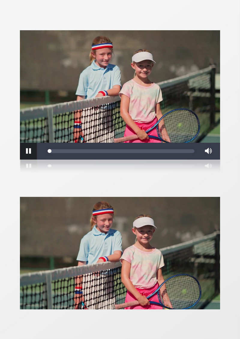 两个女孩拿着网球拍合影实拍视频素材