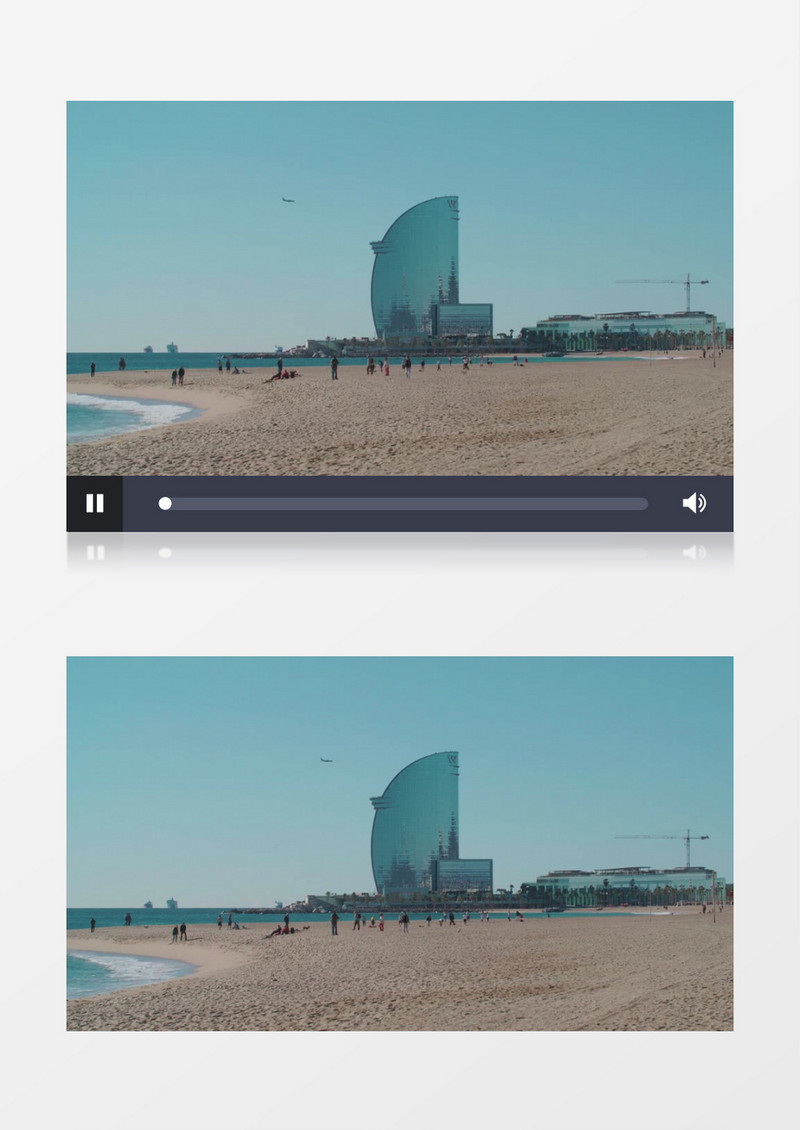 高清实拍海边沙滩上有一群度假的人群实拍视频素材