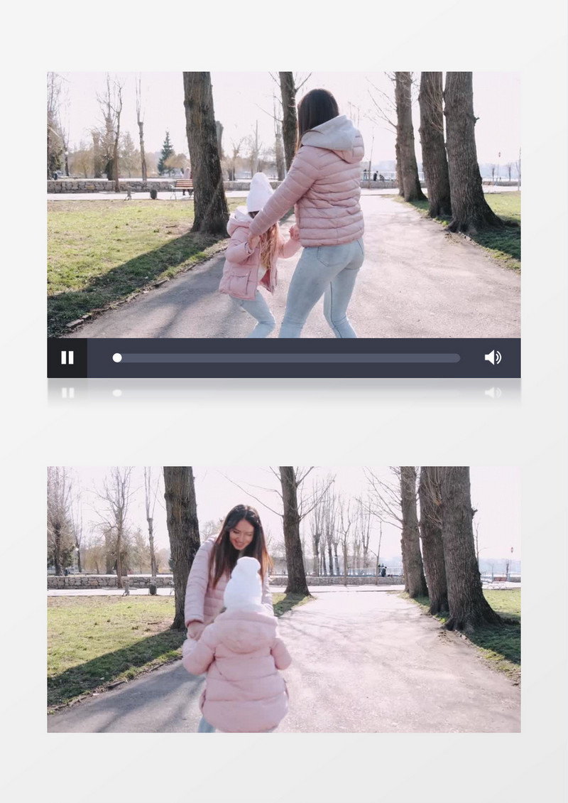 妈妈陪着女孩在转圈实拍视频素材